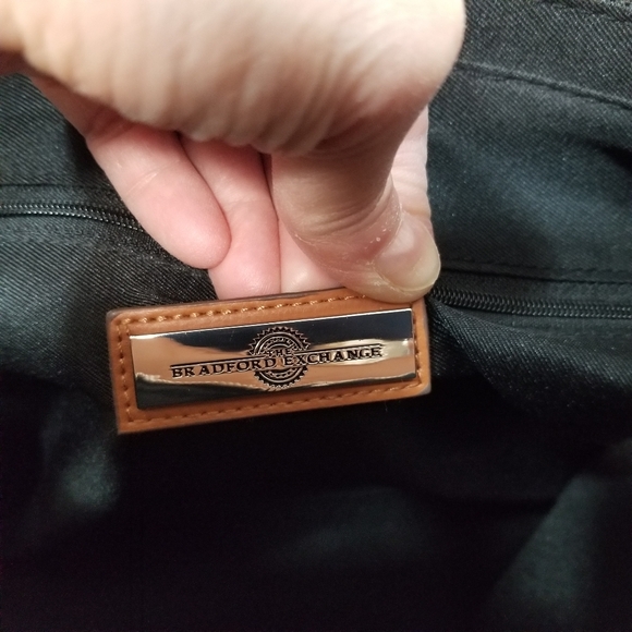 Bradford Exchange Disney "Carry The Magic" Purse Tote Black Bag Tinkerbell Charm - Picture 11 of 12